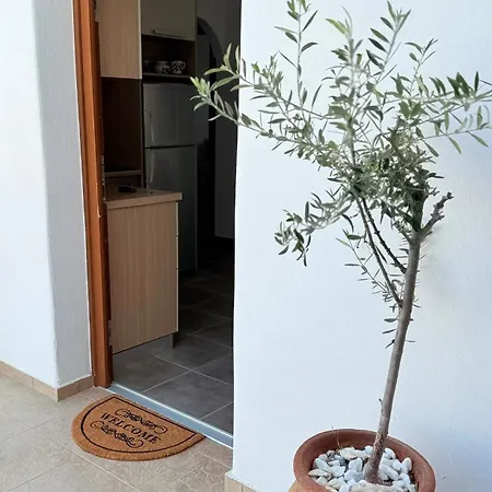 Enosis Apartments - Kalypso Beach Flat