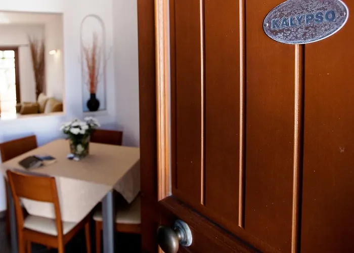 Enosis - Kalypso Flat * Ajía Ána